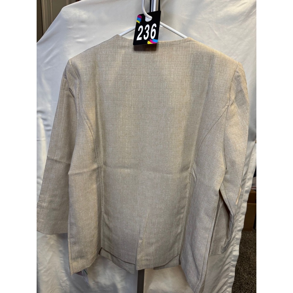 236 Alfred Dunner Petite 8P Tan Open Front Blazer Studded Lattice Jacket NWT - Picture 5 of 5
